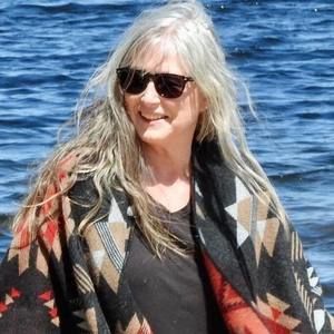 Meet your Posher, Mary-ann